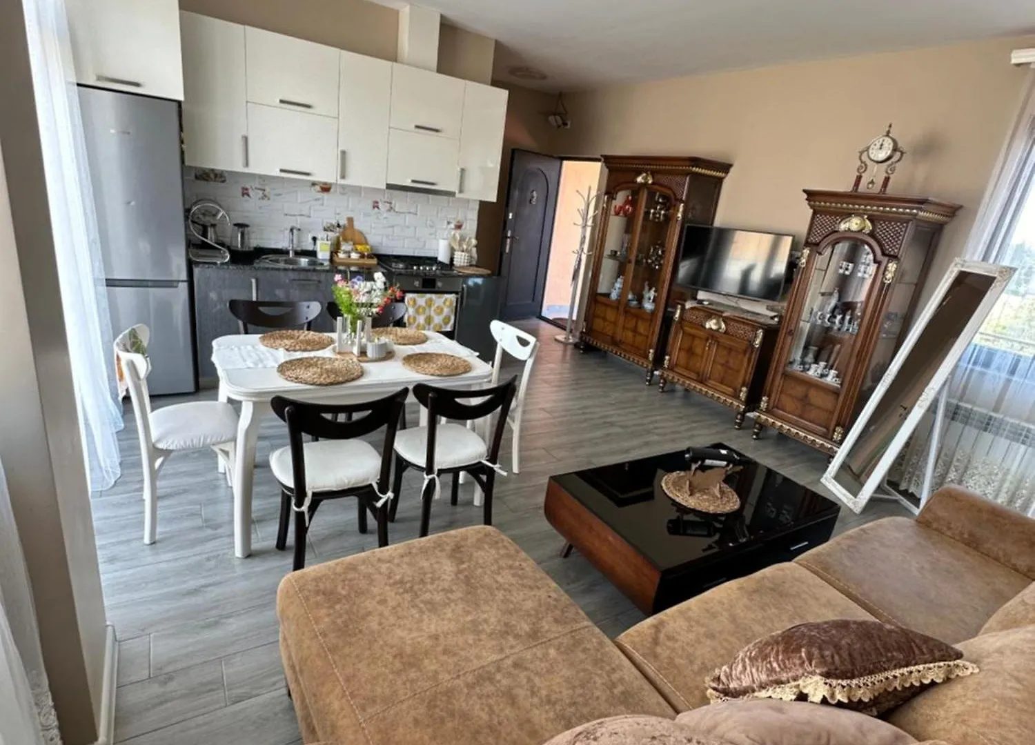Apartament Welcoming Terrace In Batumi 0*,  Gruzja