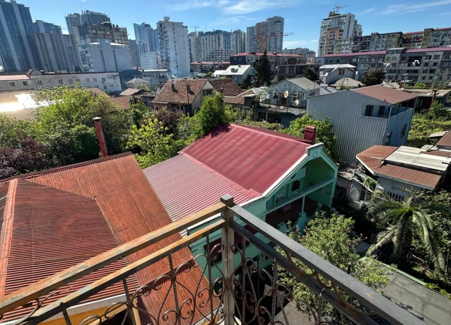 Welcoming Terrace In Batumi Lejlighed